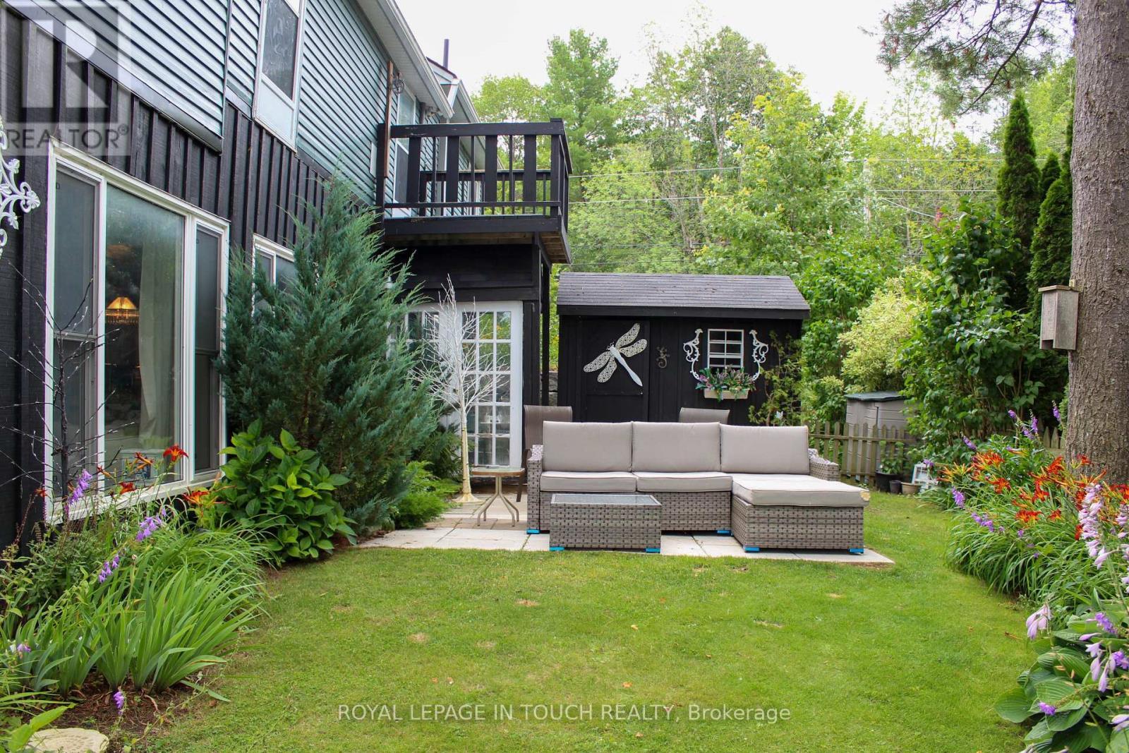 












7698 OAK POINT ROAD

,
Ramara,




Ontario
L0K2B0

