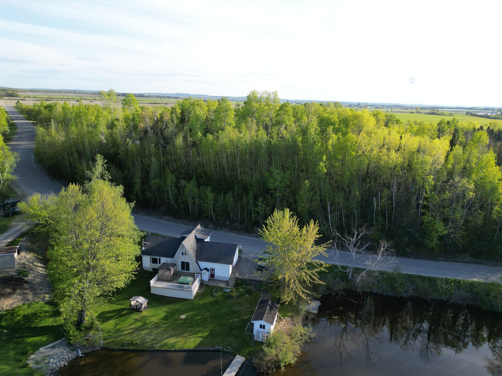 









528


Ch. du Lac-Cameron

,
Saint-Eugène-de-Guigues,




QC
J0Z3L0

