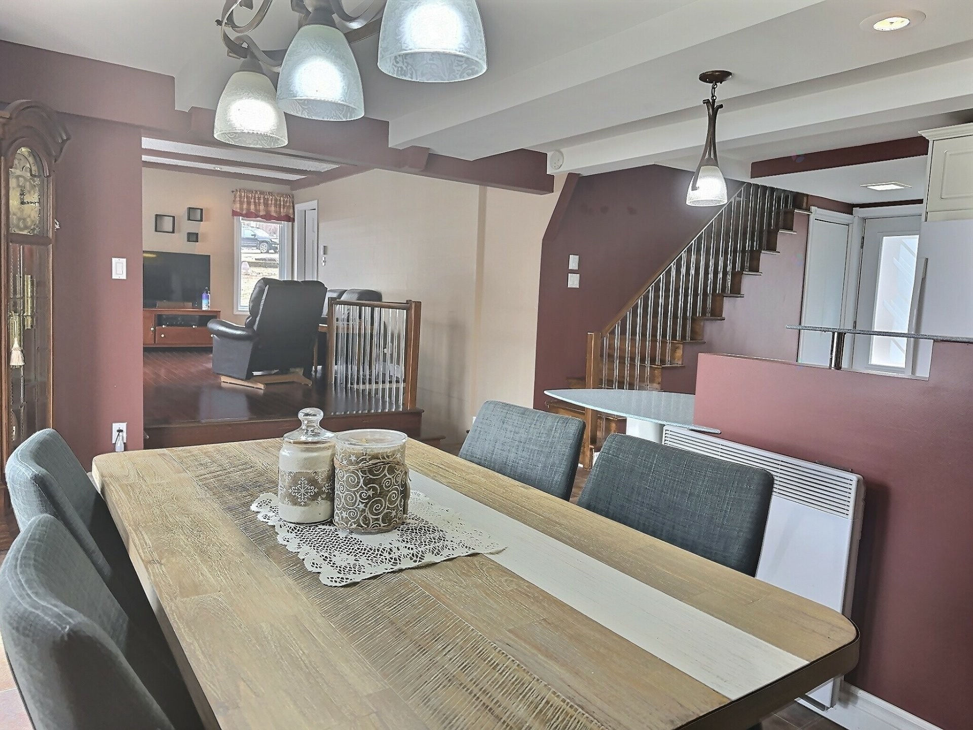 









528


Ch. du Lac-Cameron

,
Saint-Eugène-de-Guigues,




QC
J0Z3L0

