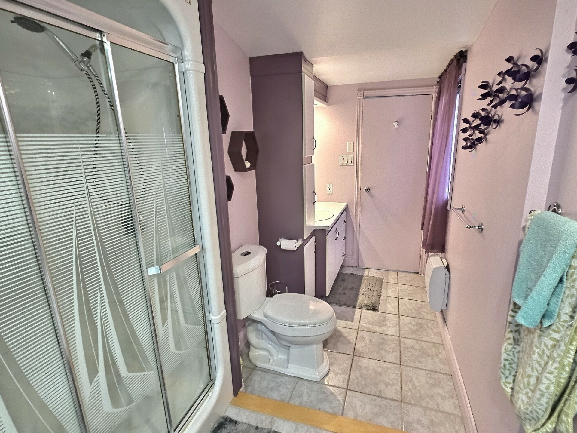 









528


Ch. du Lac-Cameron

,
Saint-Eugène-de-Guigues,




QC
J0Z3L0

