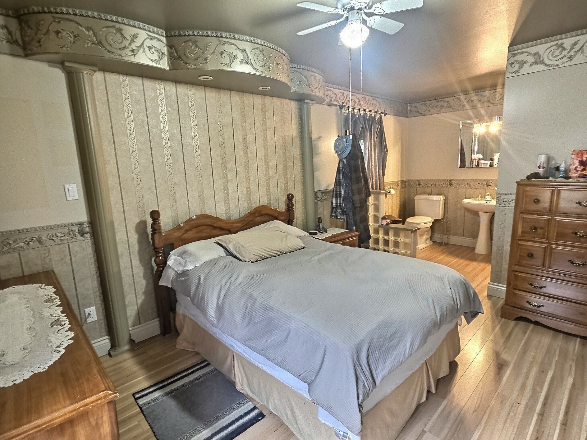 









528


Ch. du Lac-Cameron

,
Saint-Eugène-de-Guigues,




QC
J0Z3L0

