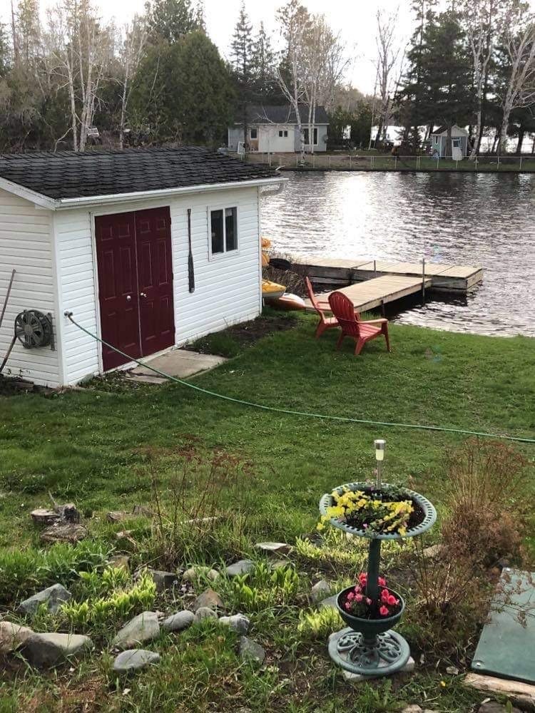 









528


Ch. du Lac-Cameron

,
Saint-Eugène-de-Guigues,




QC
J0Z3L0

