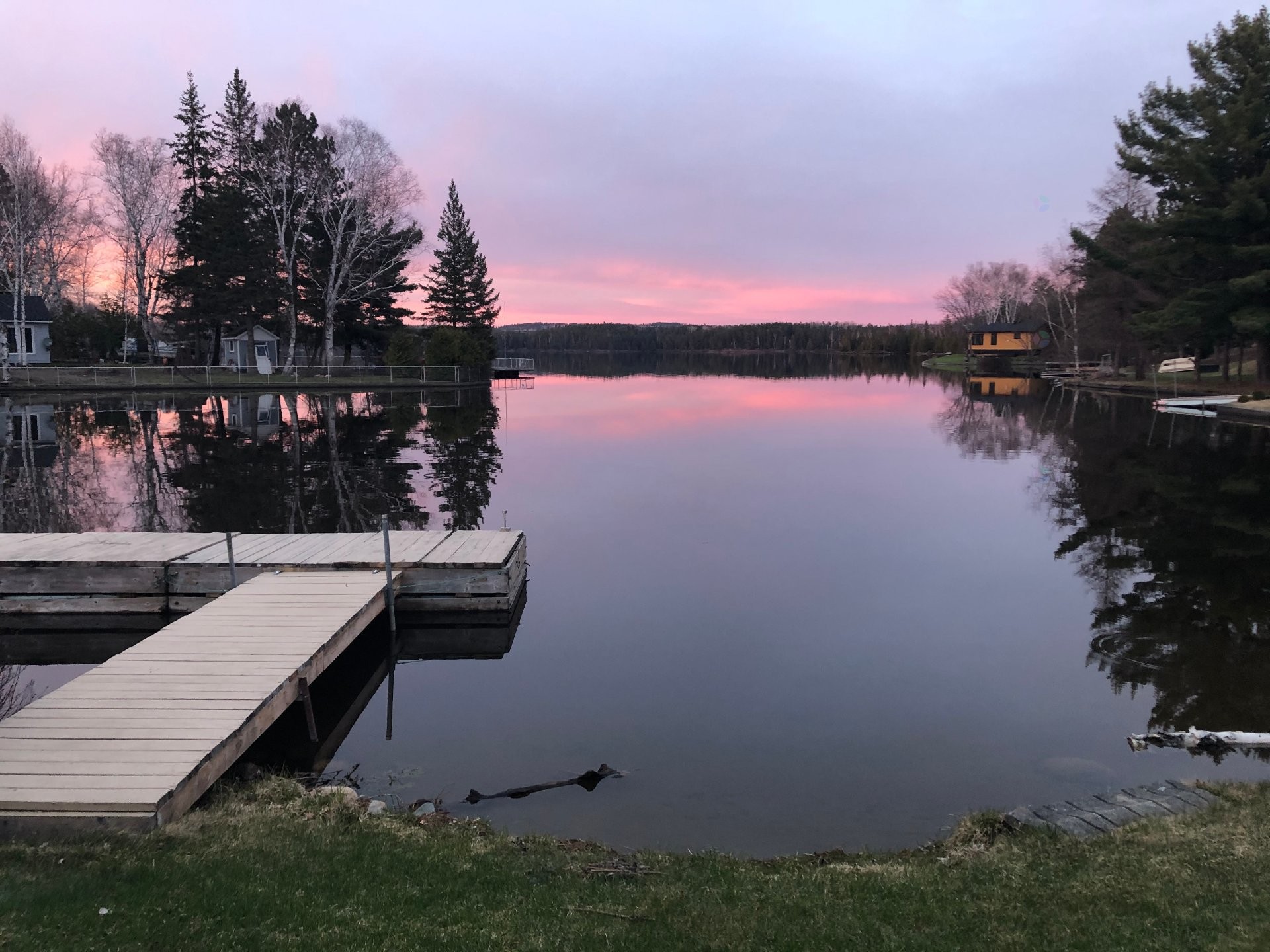 









528


Ch. du Lac-Cameron

,
Saint-Eugène-de-Guigues,




QC
J0Z3L0

