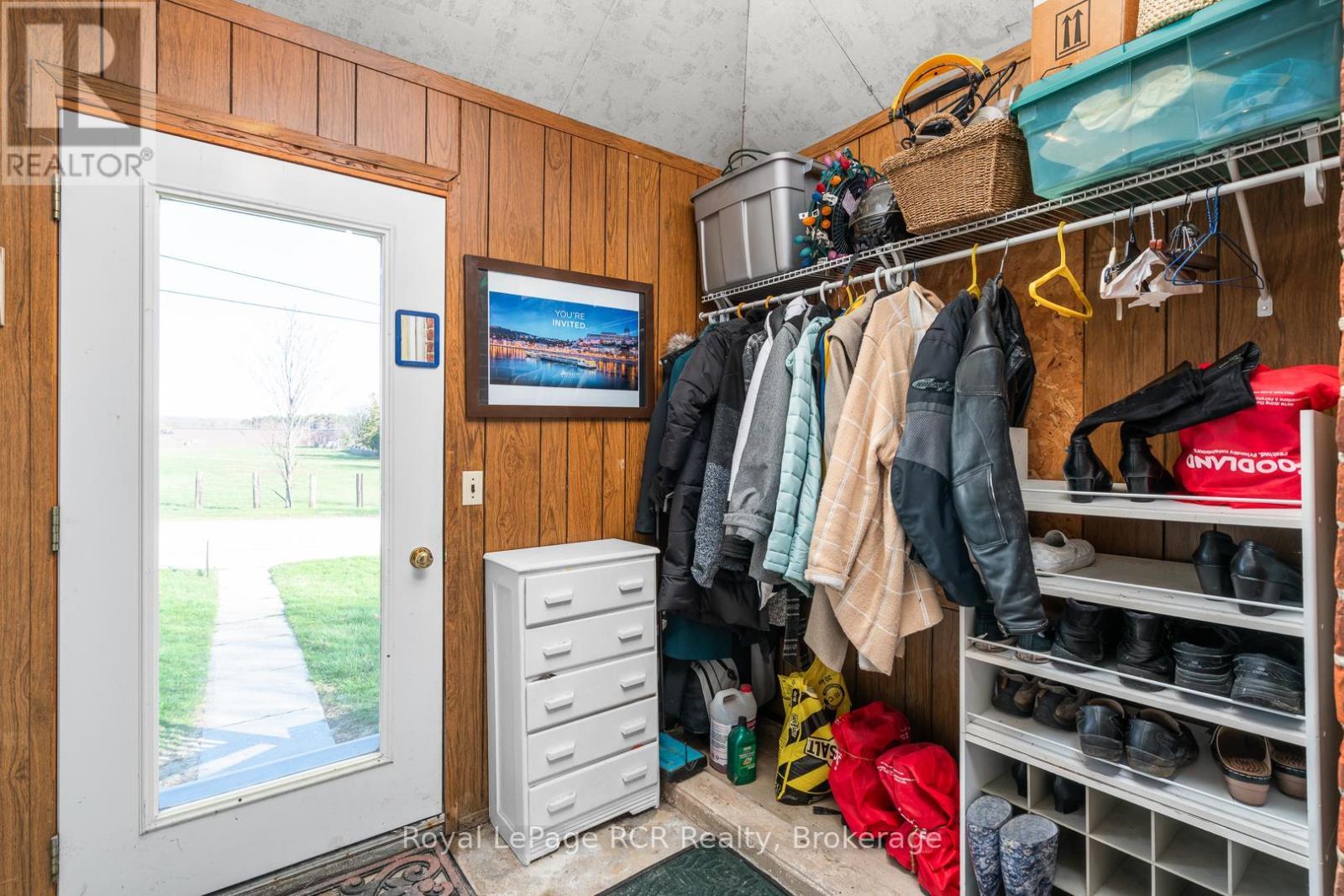 












99 MAITLAND STREET

,
Minto,




Ontario
N0G1Z0

