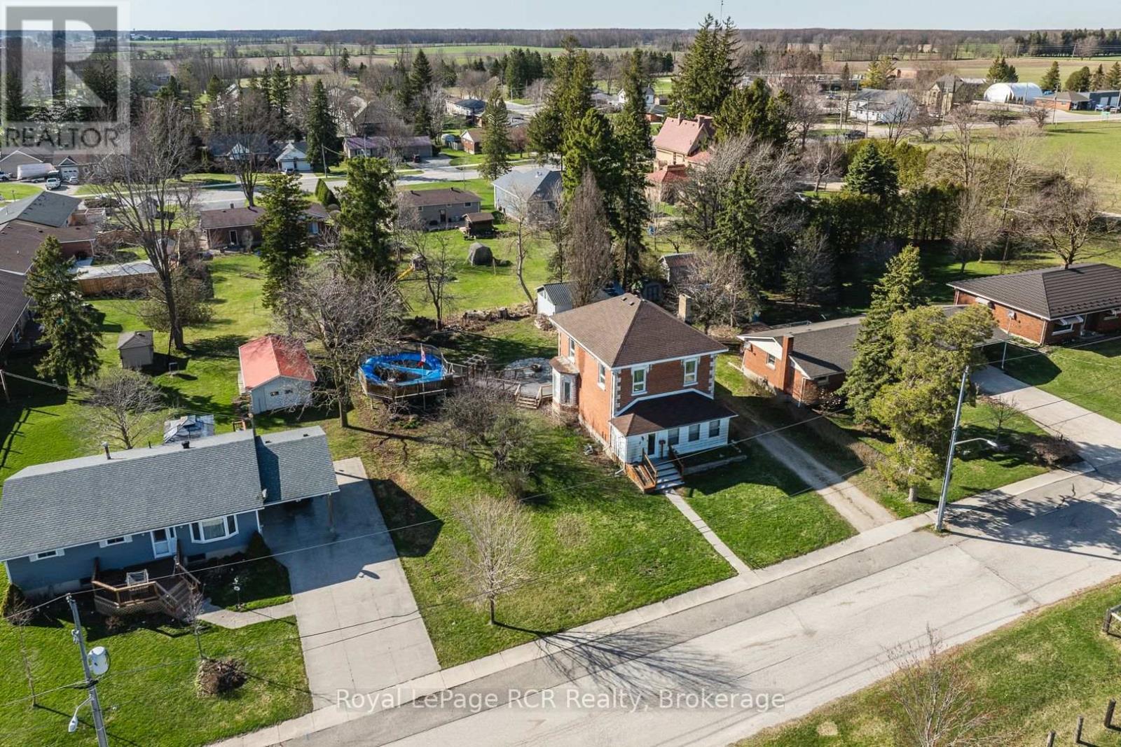 












99 MAITLAND STREET

,
Minto,




Ontario
N0G1Z0

