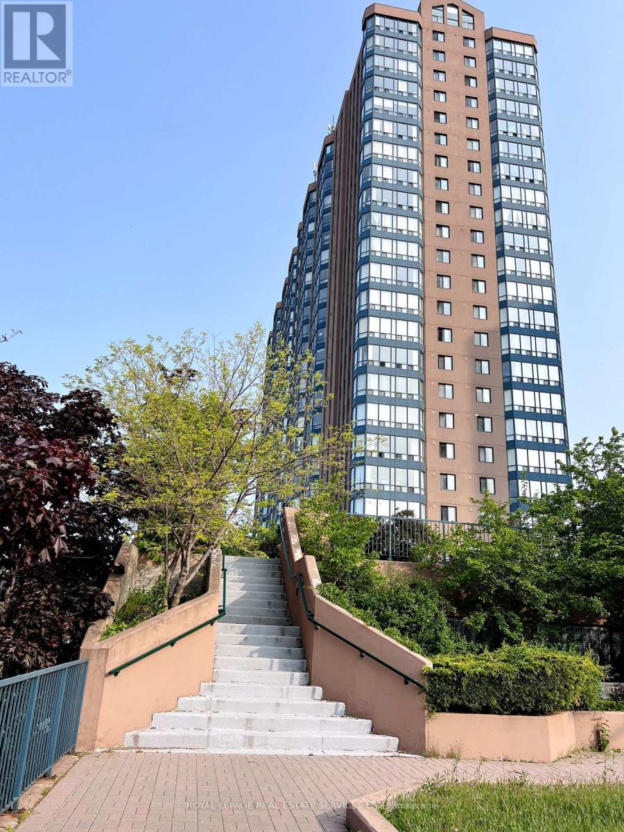 












702 - 155 HILLCREST AVENUE

,
Mississauga,




Ontario
L5B3Z2

