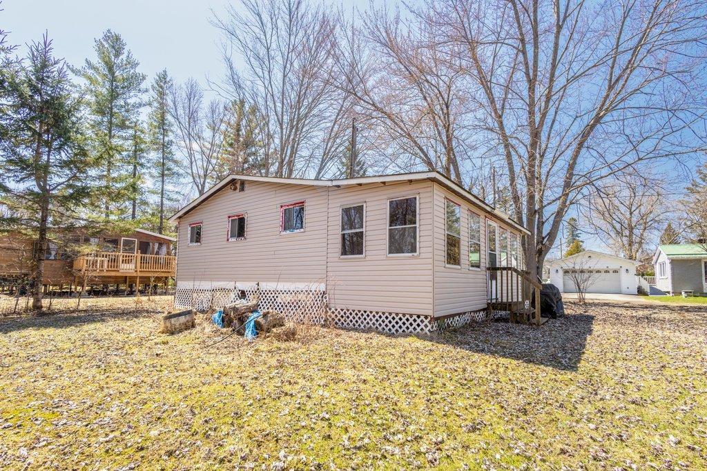 









82


Av. des Peupliers

,
Pontiac,




QC
J0X2G0

