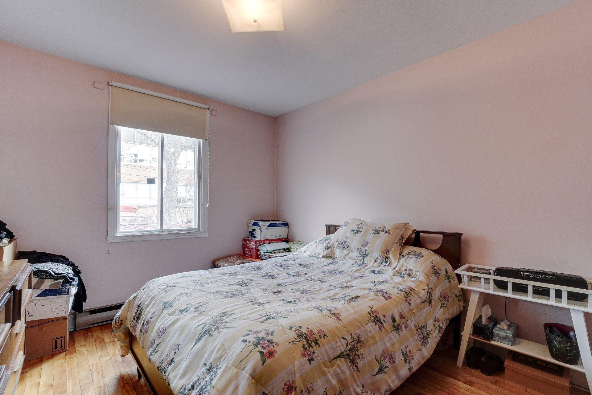 









2845

 - 2847


Rue St-Émile

,
Montréal (Mercier/Hochelaga-Maisonneuve),




QC
H7P2C1

