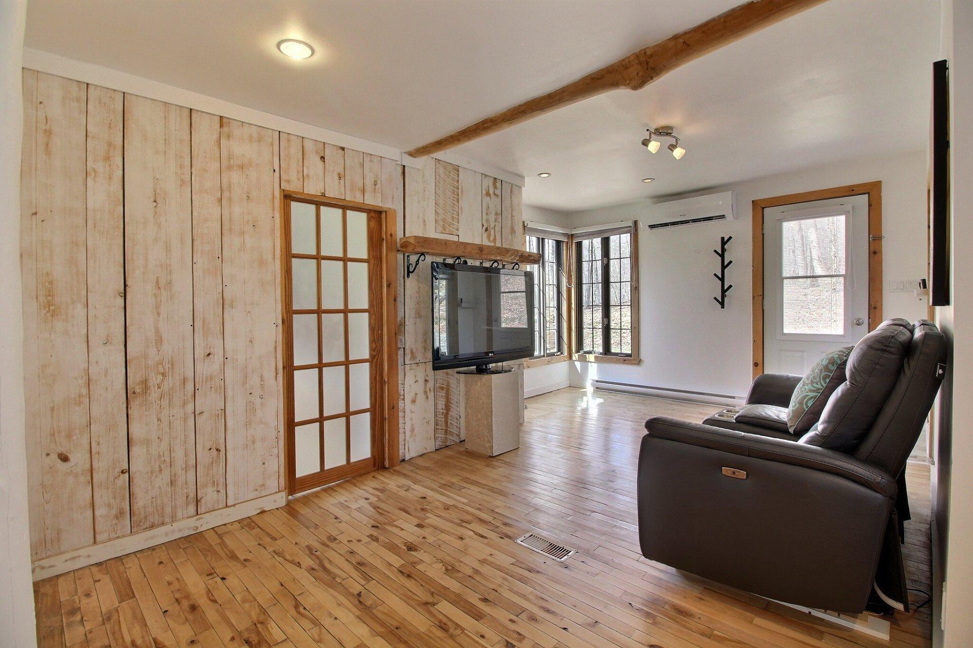 









39


Rue des Trembles

,
Austin,




QC
J0B1B0

