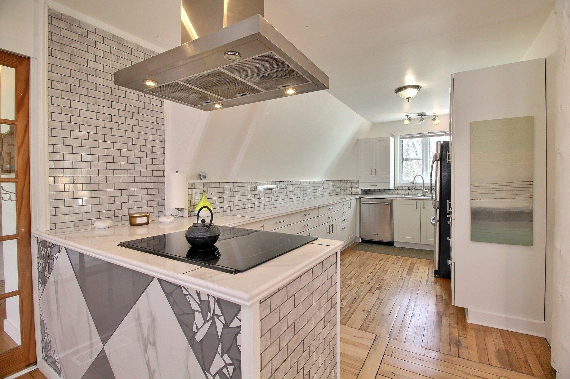 









39


Rue des Trembles

,
Austin,




QC
J0B1B0

