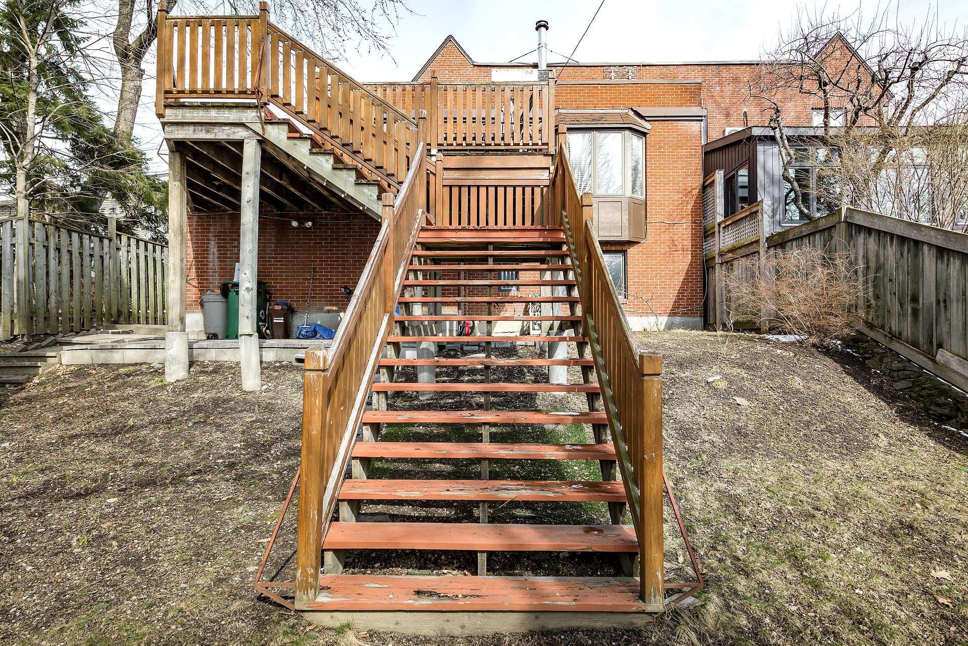 









5011


Ch. Mira

,
Montréal (Côte-des-Neiges/Notre-Dame-de-Grâce),




QC
H3W2B9


