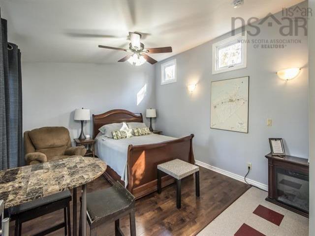 












53 King Street

,
Hortonville,




NS
B4P 2R3

