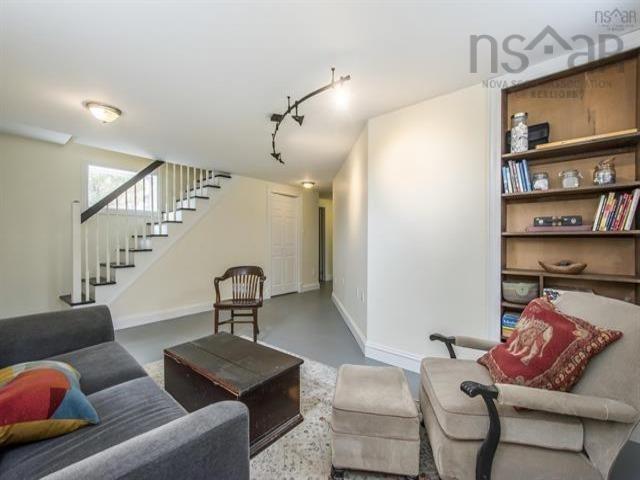 












53 King Street

,
Hortonville,




NS
B4P 2R3

