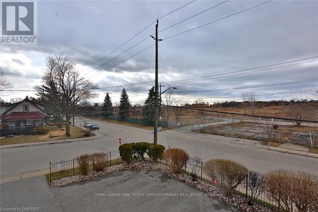 












15 MISSISSAUGA ROAD S

,
Mississauga,




Ontario
L5H2H5

