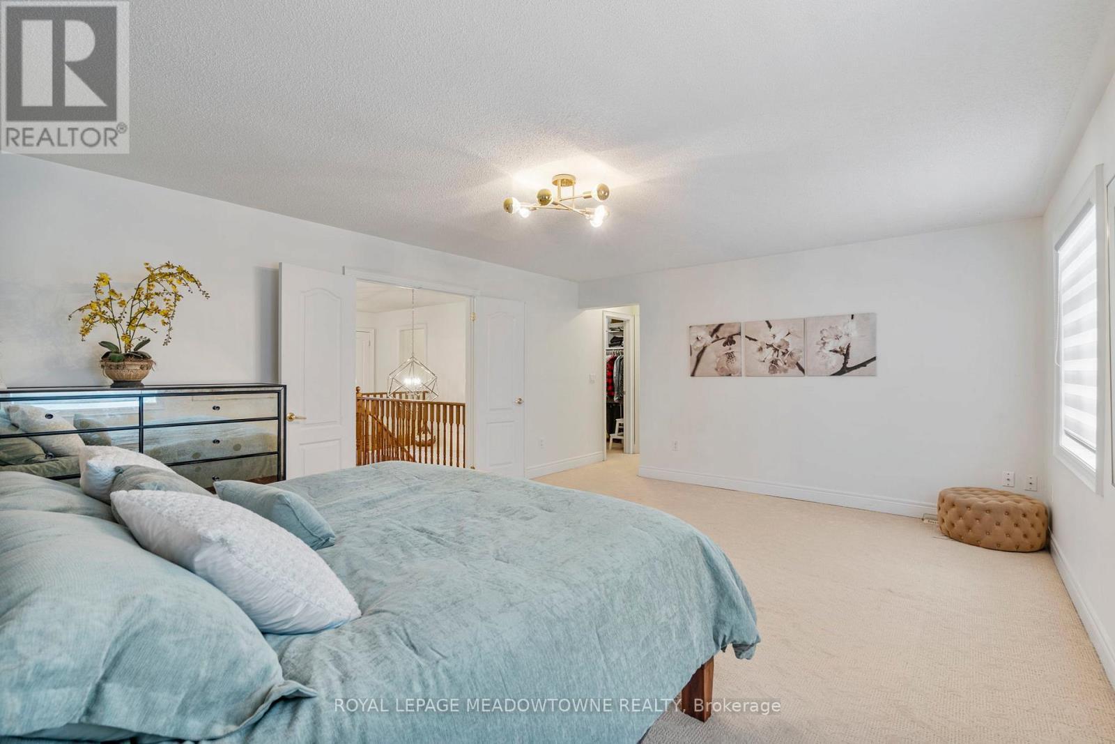 












33 NOVA SCOTIA ROAD

,
Brampton,




Ontario
L6Y5K6


