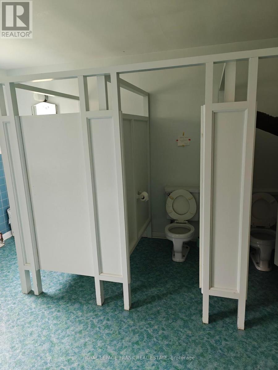 












ROOM #1 - 374 CENTRAL PARK BOULEVARD S

,
Oshawa (Central),




Ontario
L1H5X2

