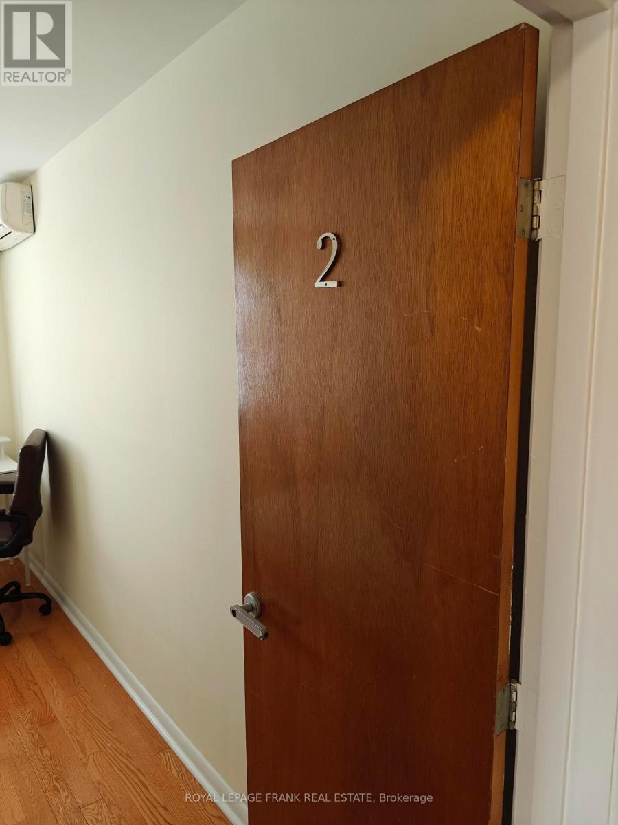 












#2 - 374 CENTRAL PARK BOULEVARD S

,
Oshawa (Central),




Ontario
L1H5X2

