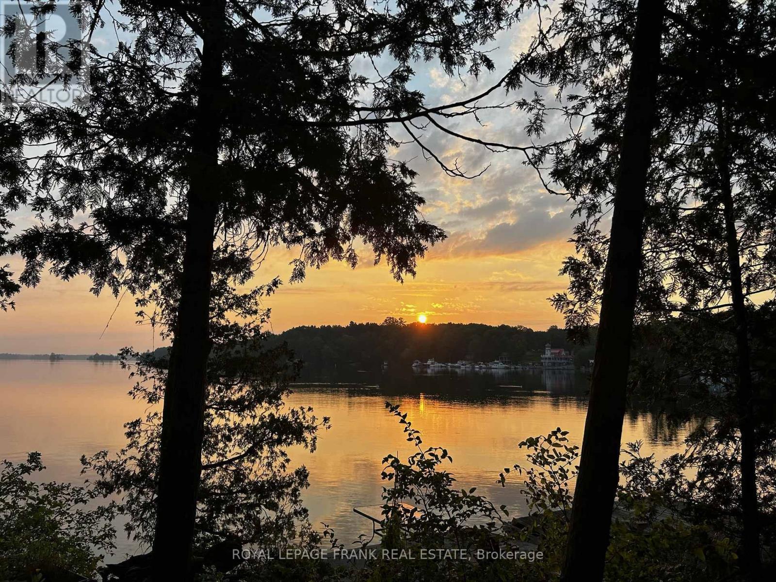 












422 ISLAND 11A

,
Douro-Dummer,




Ontario
K0L2H0

