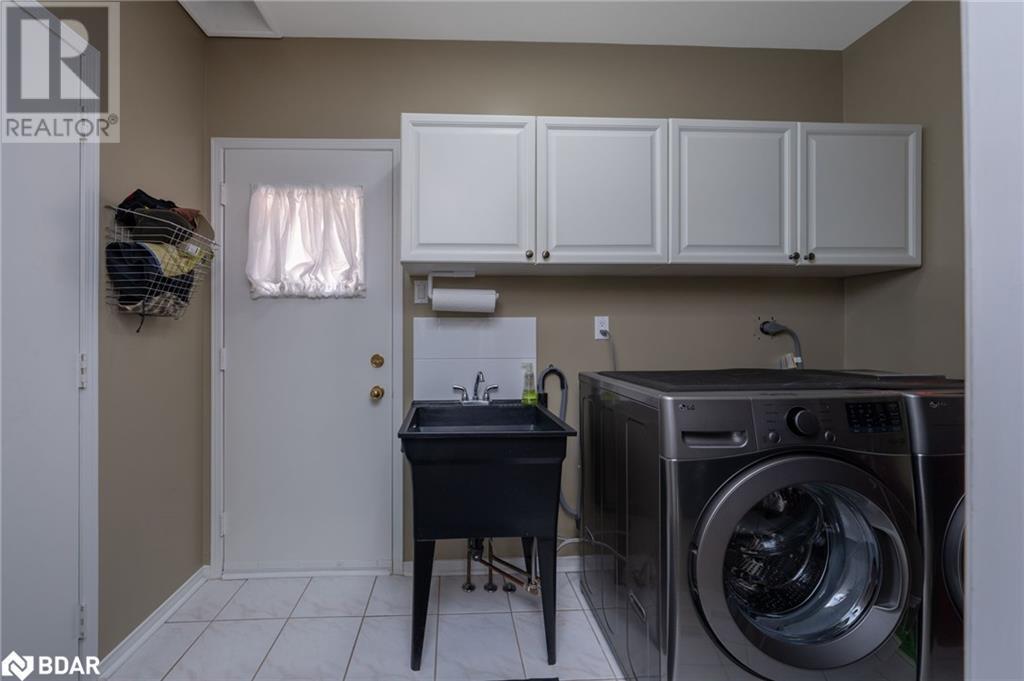 












62 HARLEY Avenue

,
Georgetown,




Ontario
L7G5R9

