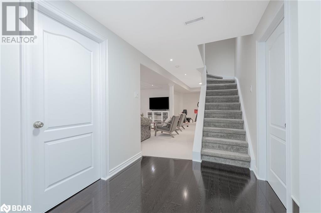 












62 HARLEY Avenue

,
Georgetown,




Ontario
L7G5R9


