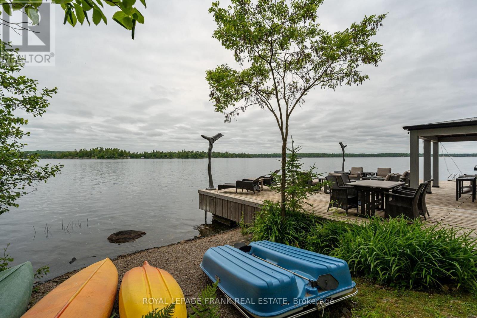 












1329 TRAPPERS LANE

,
Douro-Dummer,




Ontario
K0L2H0

