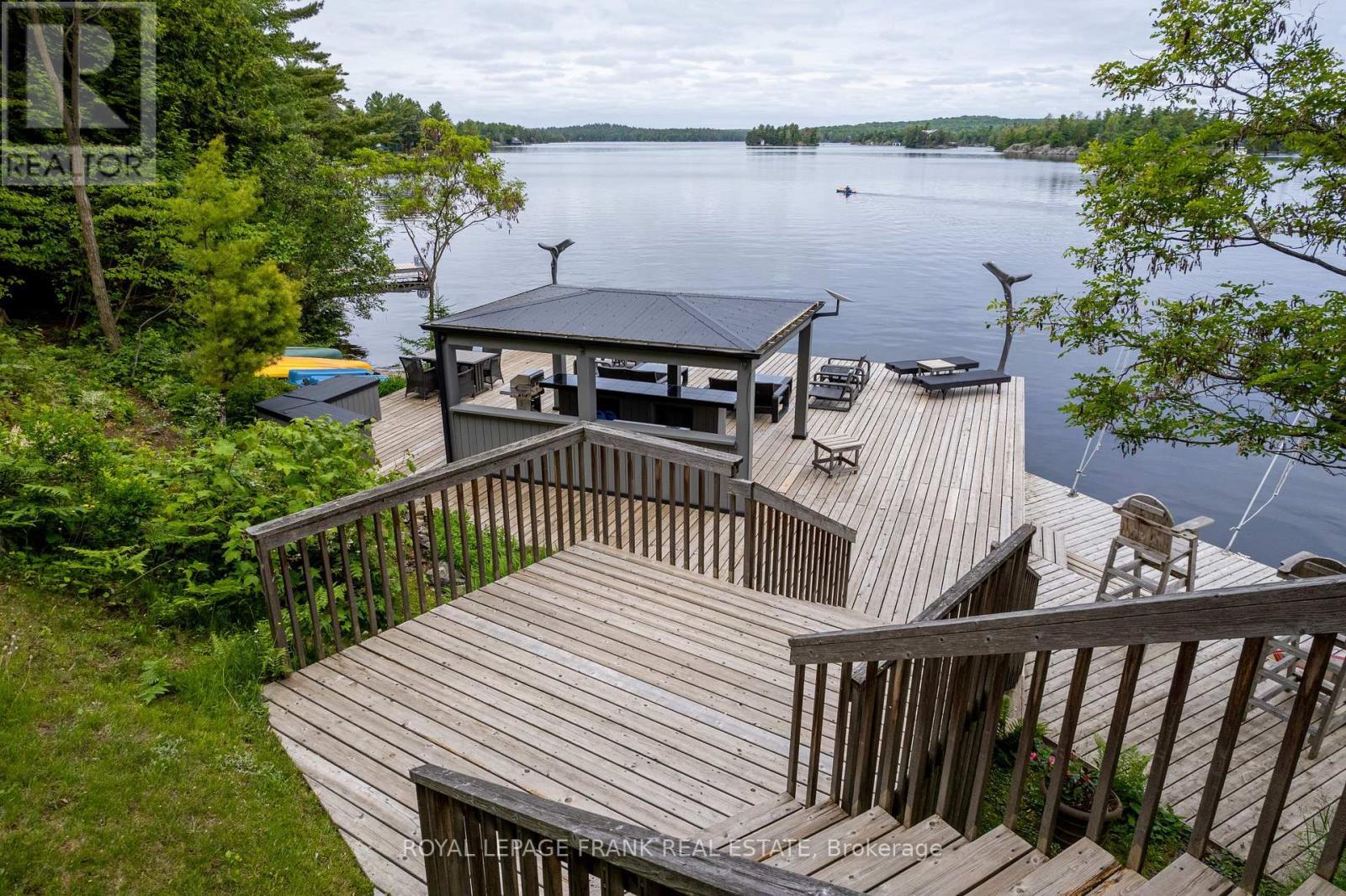 












1329 TRAPPERS LANE

,
Douro-Dummer,




Ontario
K0L2H0

