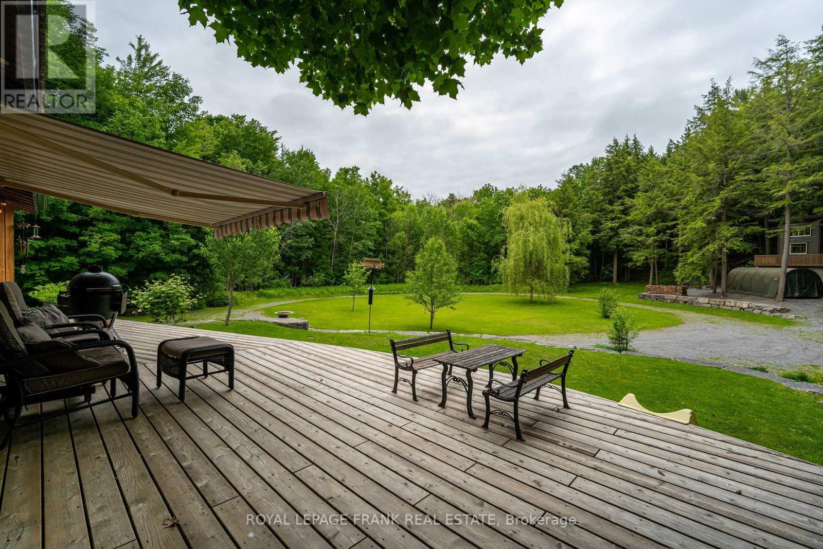 












1329 TRAPPERS LANE

,
Douro-Dummer,




Ontario
K0L2H0

