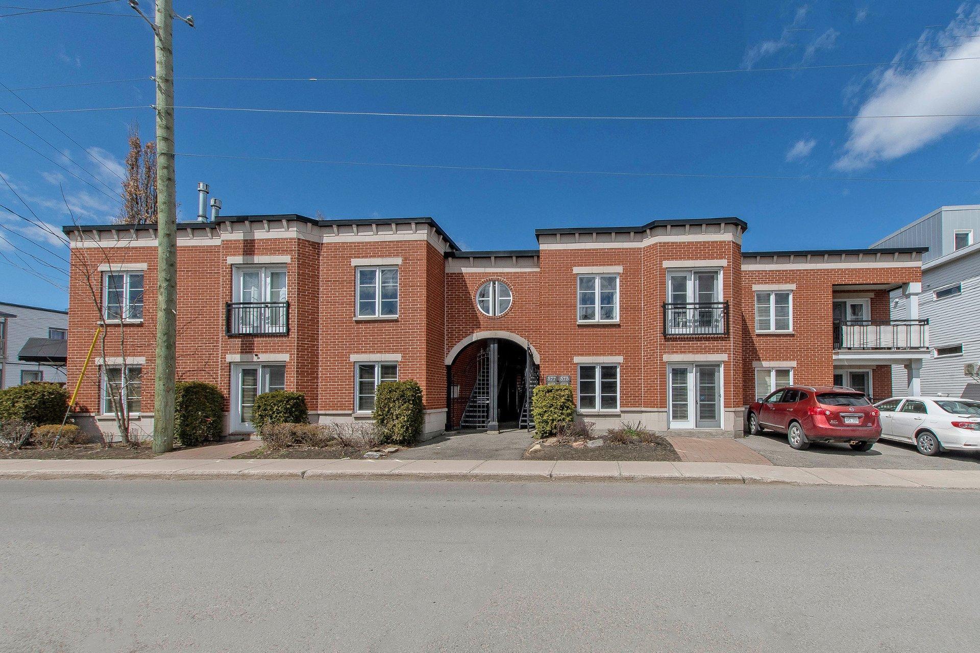 









575


Rue St-Pierre

,
Terrebonne (Terrebonne),




QC
J6W1C5

