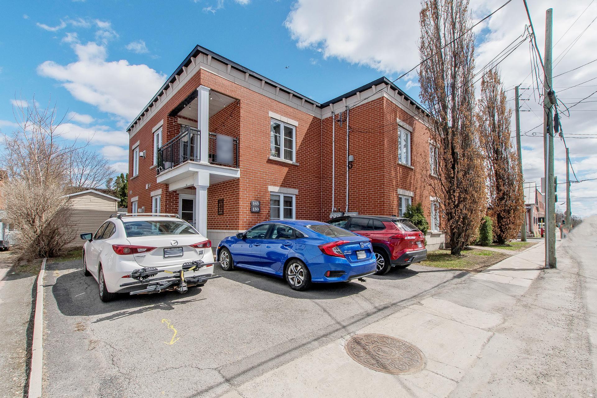 









575


Rue St-Pierre

,
Terrebonne (Terrebonne),




QC
J6W1C5

