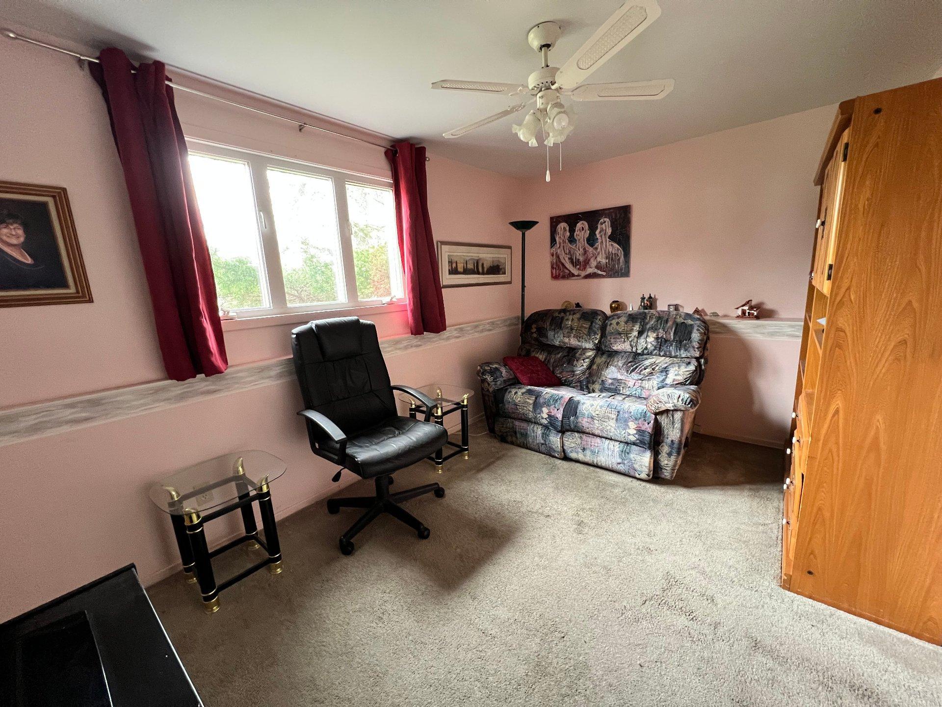 









1151


Rue De Meulles

,
Saint-Bruno-de-Montarville,




QC
J3V3A4

