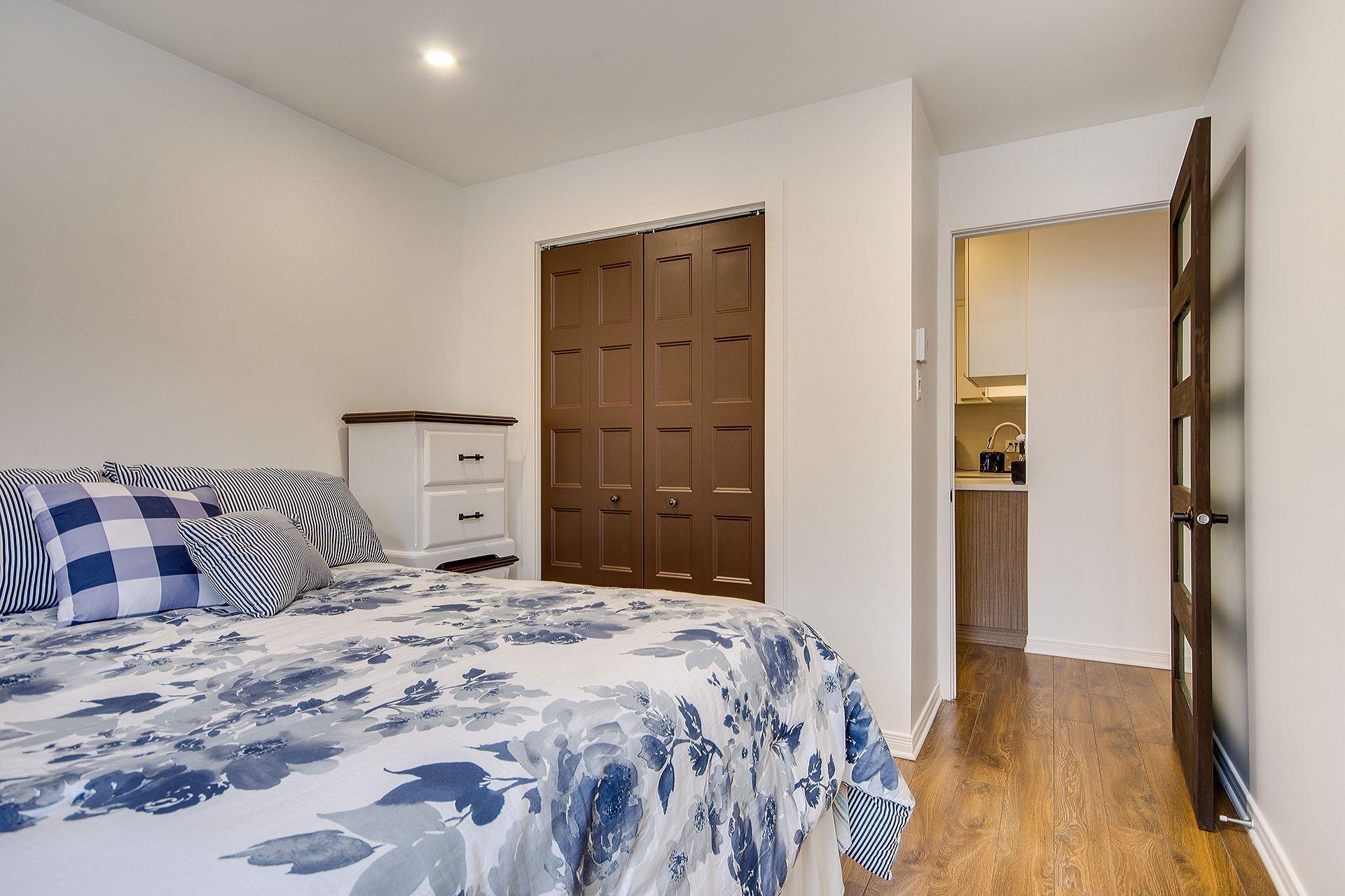 









575


Ch. Réal

, 409,
Sutton,




QC
J0E2K0

