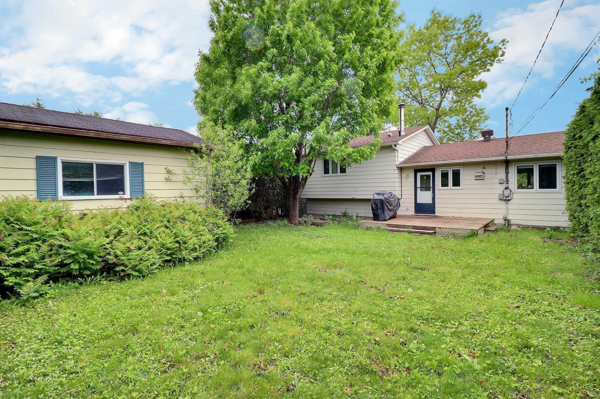 









81


Rue Bocage

,
Gatineau (Gatineau),




QC
J8T7W5

