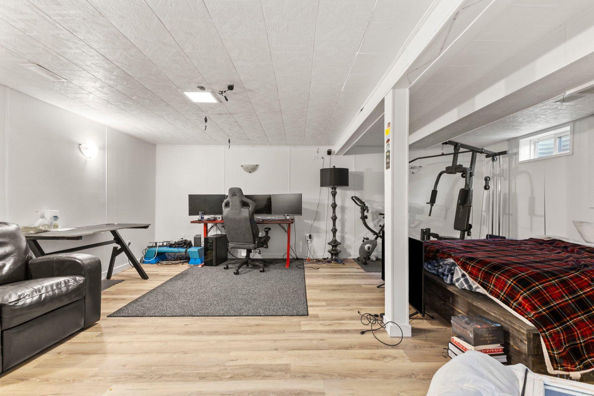 









81


Rue Bocage

,
Gatineau (Gatineau),




QC
J8T7W5

