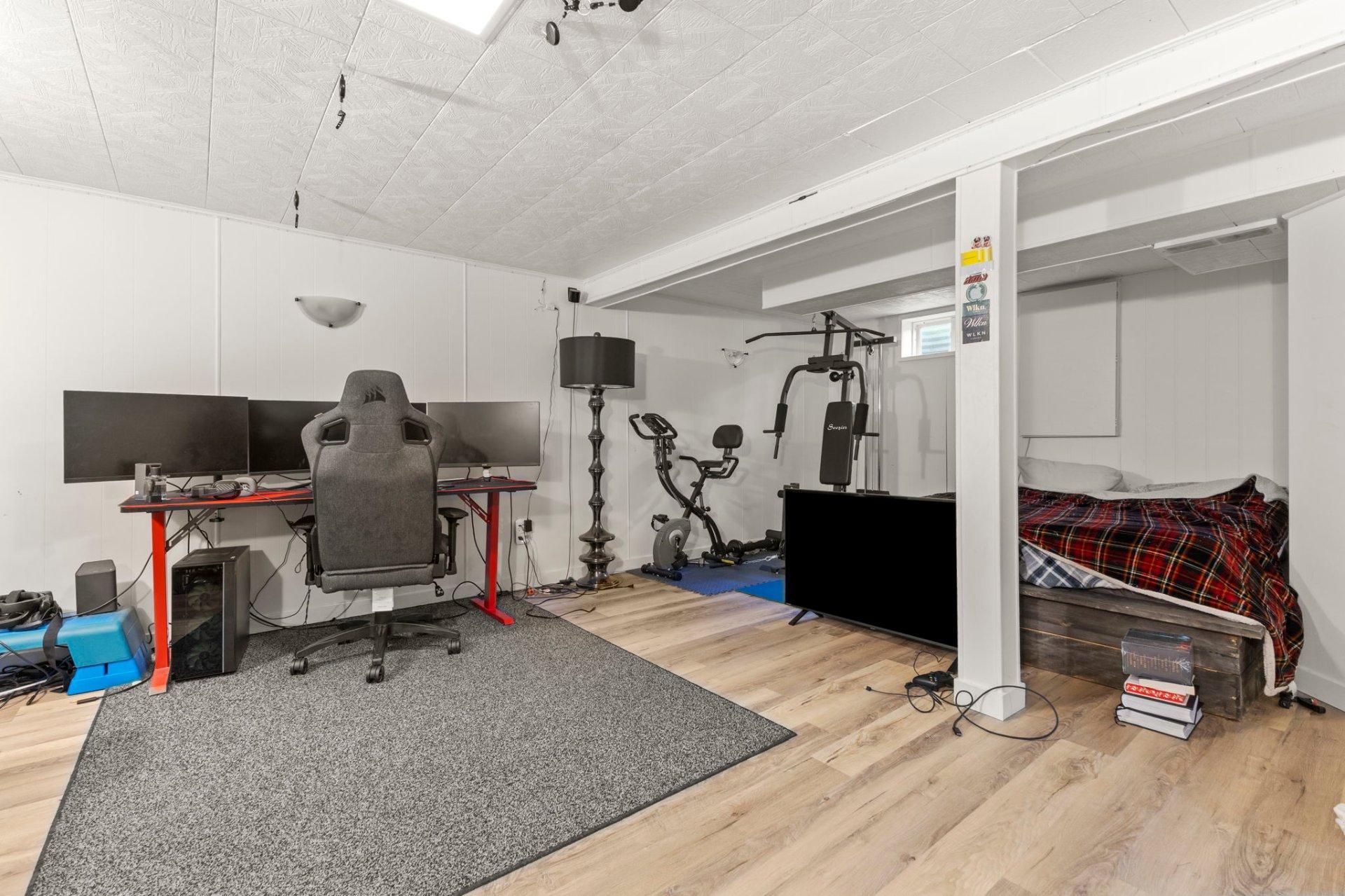 









81


Rue Bocage

,
Gatineau (Gatineau),




QC
J8T7W5

