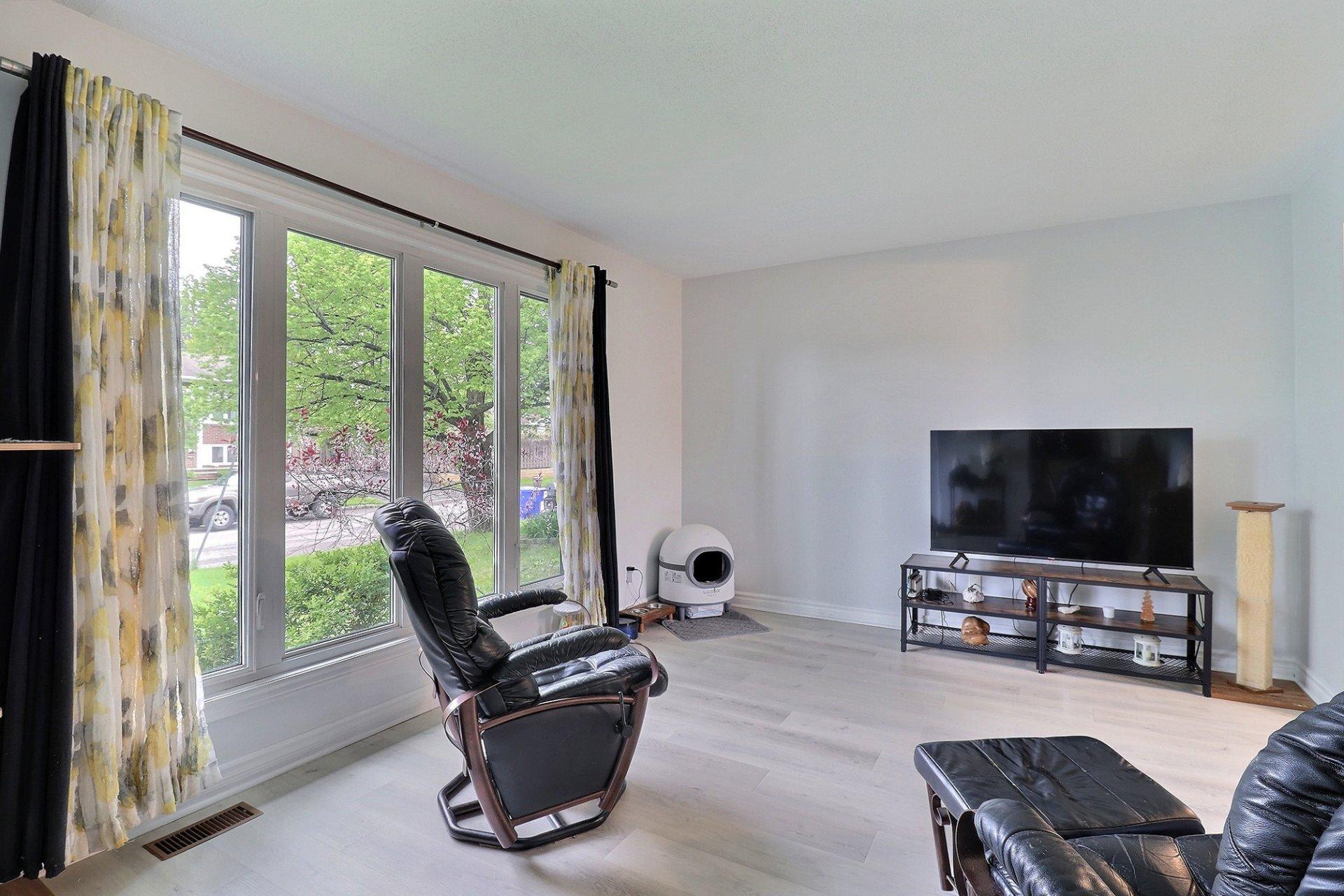 









81


Rue Bocage

,
Gatineau (Gatineau),




QC
J8T7W5

