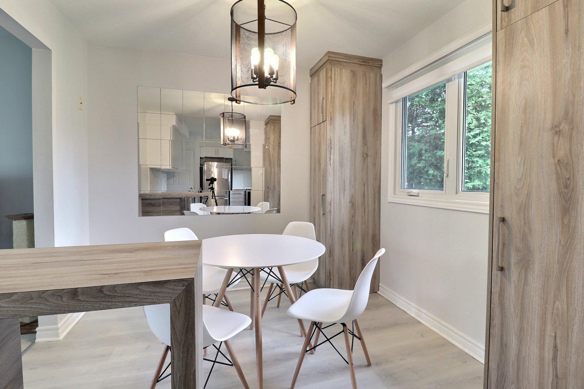 









81


Rue Bocage

,
Gatineau (Gatineau),




QC
J8T7W5

