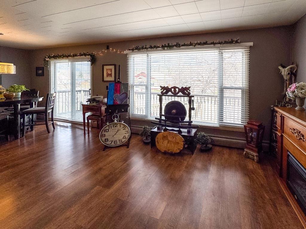 









2165


Warren

Avenue,
Kimberley,




BC
V1A 1S6

