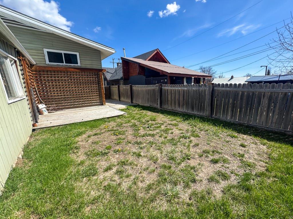









2165


Warren

Avenue,
Kimberley,




BC
V1A 1S6

