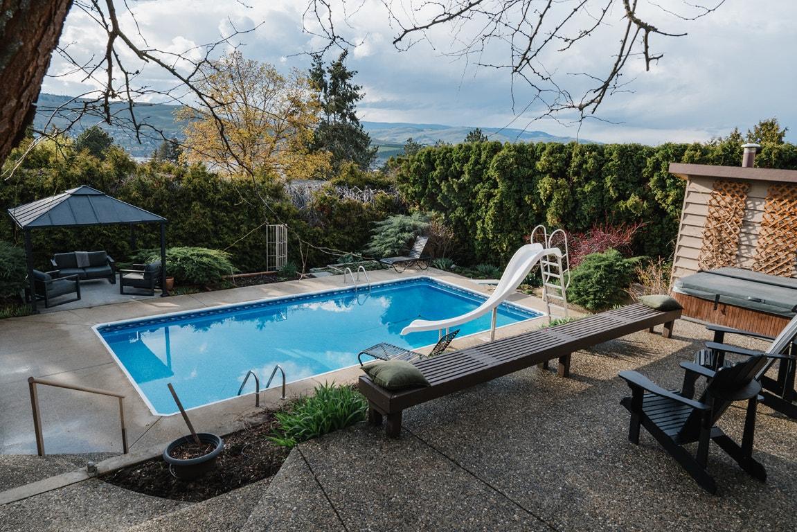 









7200


Wyatt

Way,
Vernon,




BC
V1B 1R3


