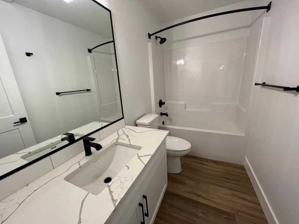 









20


KIMBERLEY

Avenue,
Kimberley,




BC
V1A 2J3

