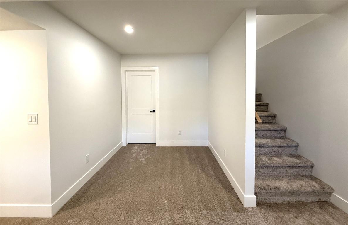









20


KIMBERLEY

Avenue,
Kimberley,




BC
V1A 2J3

