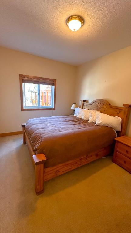 









1351


GERRY SORENSEN

Way, C4-C,
Kimberley,




BC
V1A 2Y6

