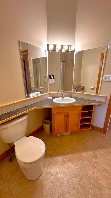









1351


GERRY SORENSEN

Way, C4-C,
Kimberley,




BC
V1A 2Y6

