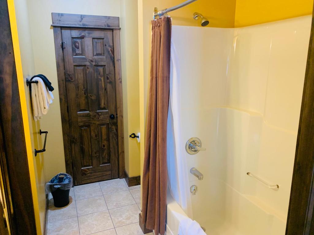 









1351


GERRY SORENSEN

Way, M1-A,
Kimberley,




BC
V1A 2Y9

