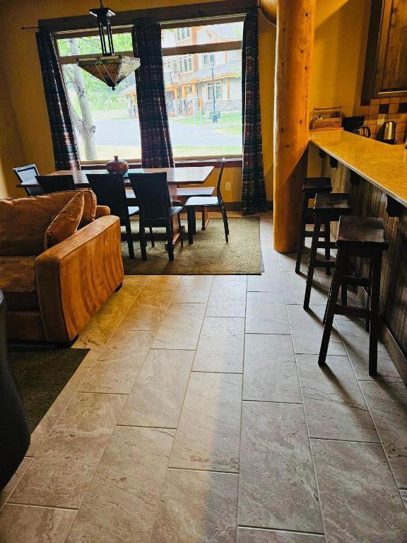 









1351


GERRY SORENSEN

Way, M1-A,
Kimberley,




BC
V1A 2Y9

