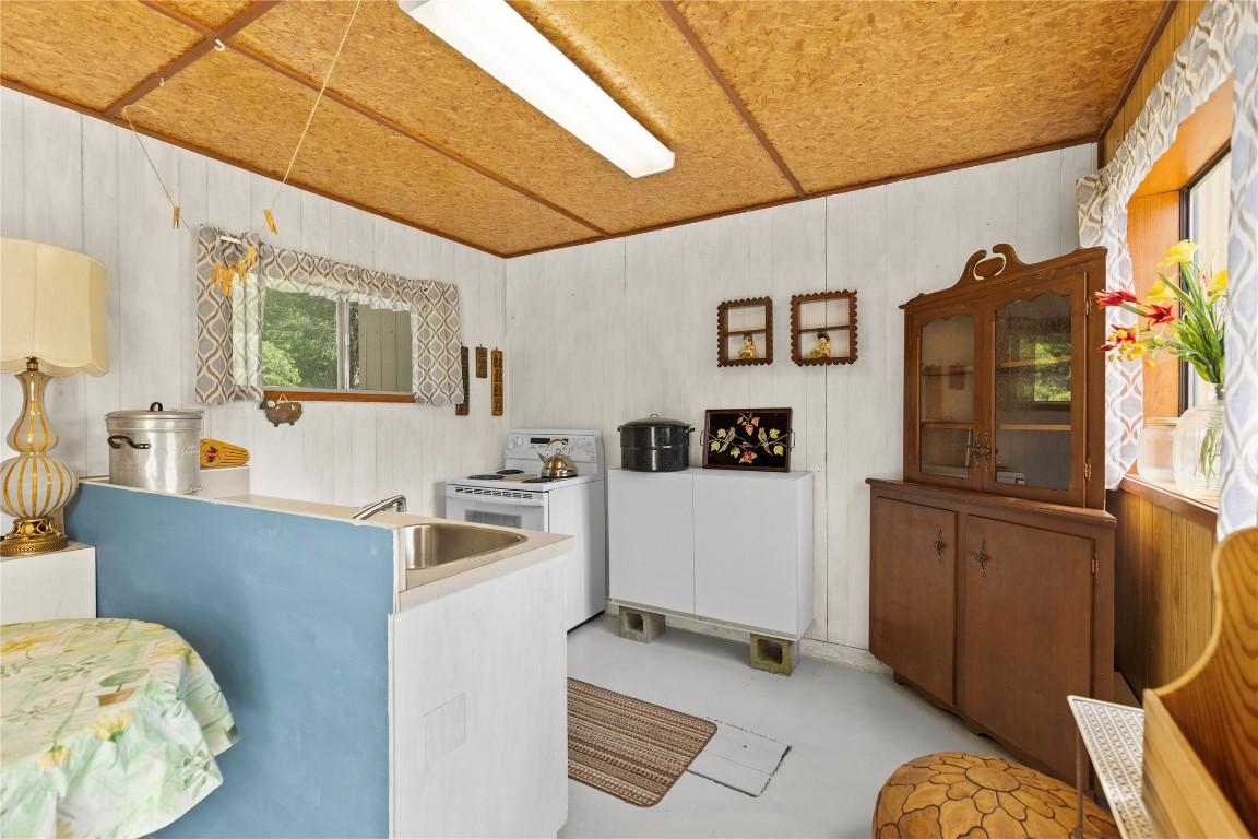 









3056


HARMON

Road,
Clearwater,




BC
V0E 3A0


