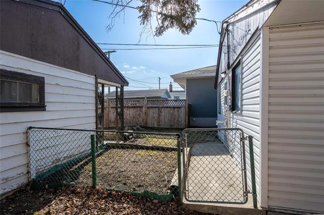









495


Oakview

AVE,
Winnipeg,




MB
R2K 0S6


