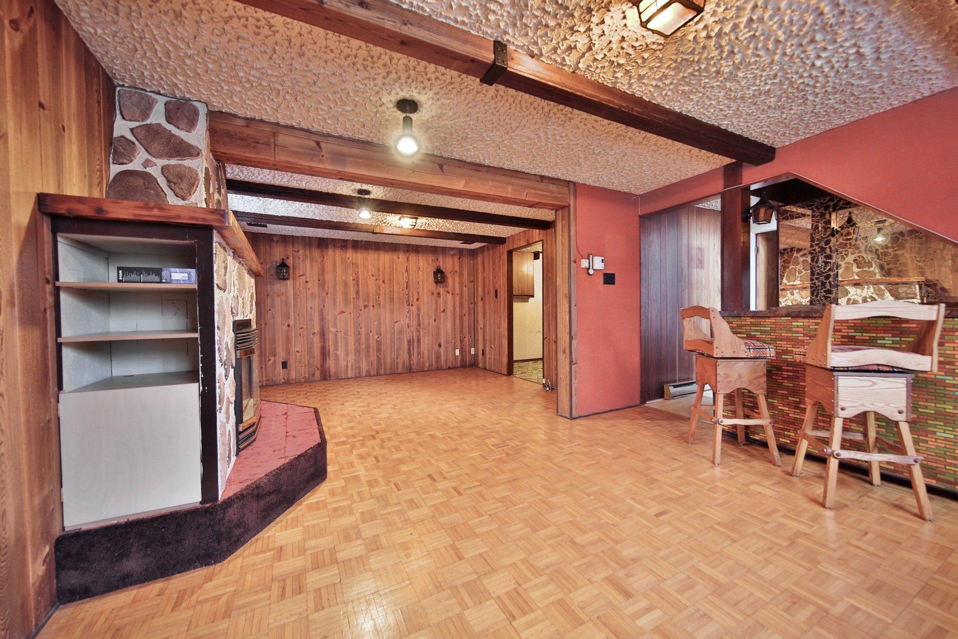 









4545


Boul. Gaétan-Boucher

,
Longueuil (Saint-Hubert),




QC
J3Y5W5

