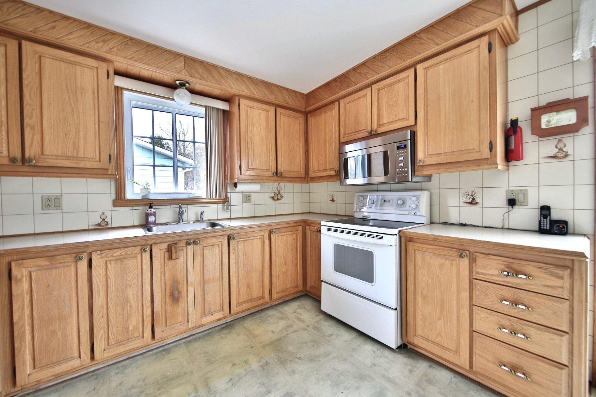 









4545


Boul. Gaétan-Boucher

,
Longueuil (Saint-Hubert),




QC
J3Y5W5

