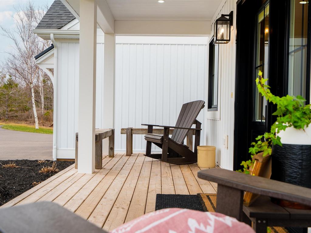 












87 Sunset Drive

,
Oyster Bed Bridge,




PE
C1E 2X8

